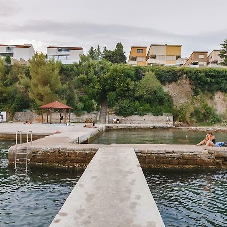 Appartamento Apartma Joy - Private Beach Ancarano Esterno foto